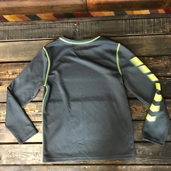 Xersion Boys Top - Picture 3 of 5